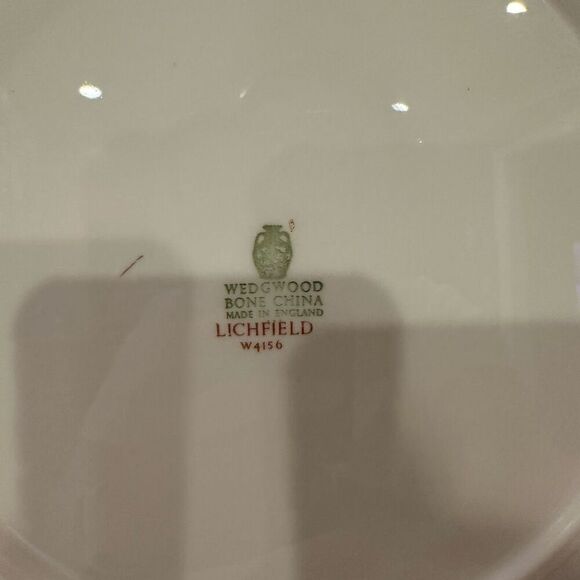 Wedgwood England‎ Linchfield Pattern Fine Bone China Large Round Serving Platter - Picture 9 of 9